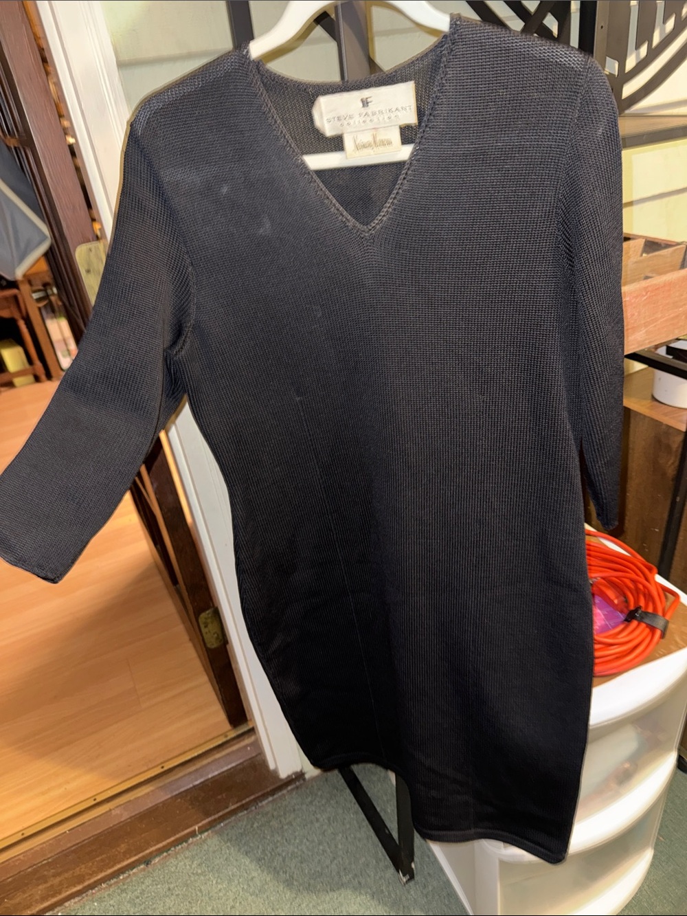 Evan Picone Black V-Neck Ribbed Knit Sweater Dress